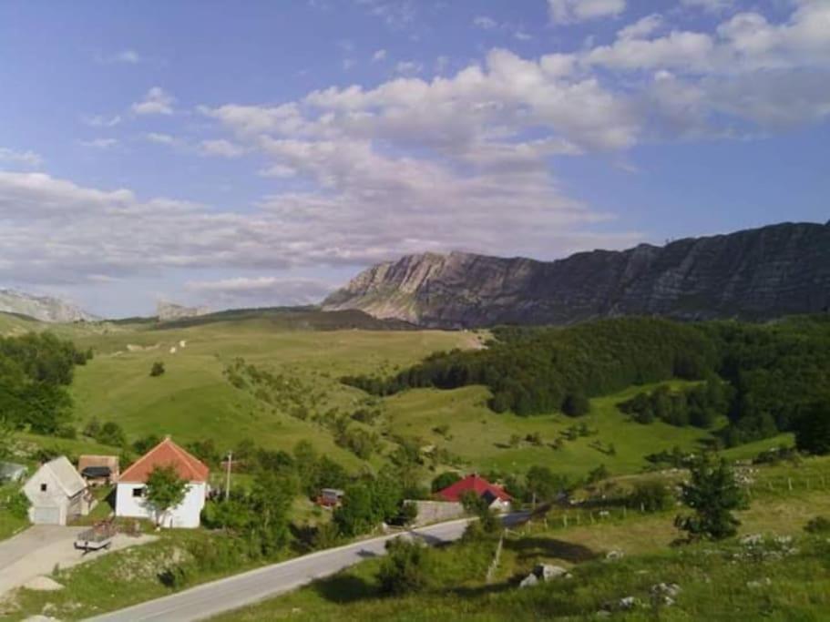 Cemerno Cottage Gacko Zewnętrze zdjęcie