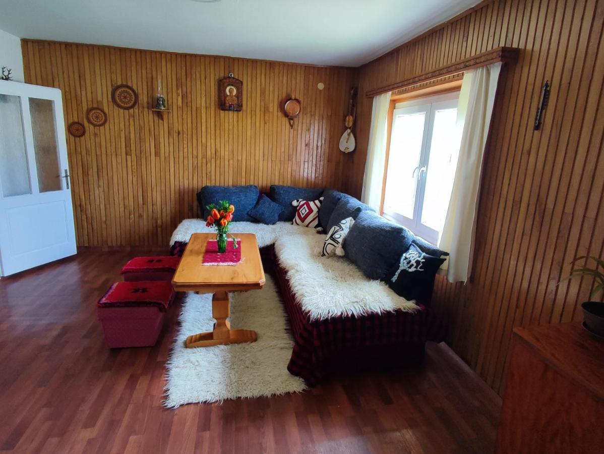 Cemerno Cottage Gacko Zewnętrze zdjęcie