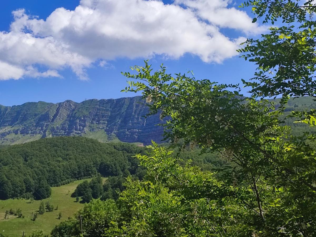 Cemerno Cottage Gacko Zewnętrze zdjęcie