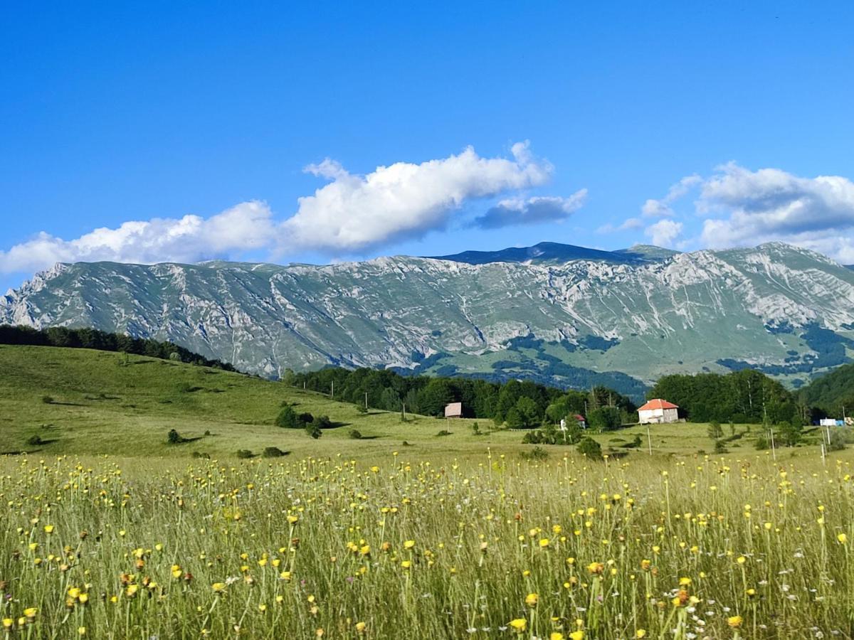 Cemerno Cottage Gacko Zewnętrze zdjęcie
